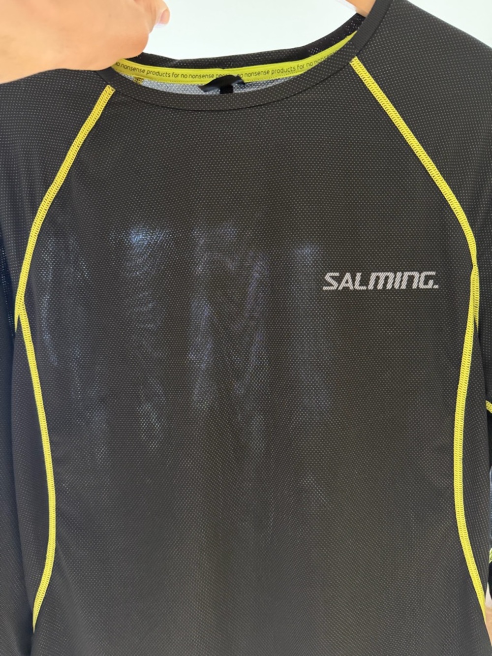 Salming Vented Running Performance Top with Neon Accents - Picture 6 of 6